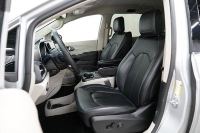 2024 Chrysler Pacifica Touring L FWD