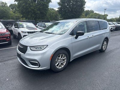 2024 Chrysler Pacifica Touring L FWD