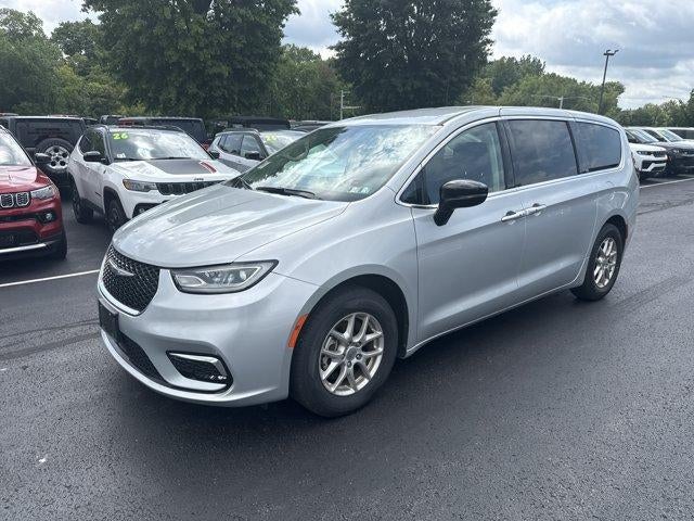 2024 Chrysler Pacifica Touring L FWD