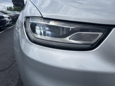2024 Chrysler Pacifica Touring L FWD