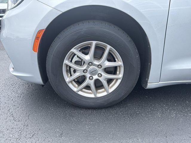 2024 Chrysler Pacifica Touring L FWD