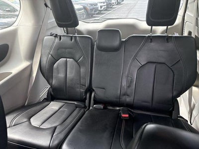 2024 Chrysler Pacifica Touring L FWD