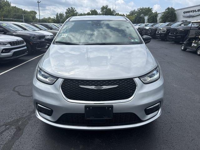 2024 Chrysler Pacifica Touring L FWD