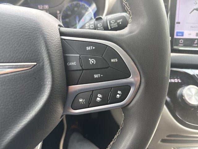 2024 Chrysler Pacifica Touring L FWD