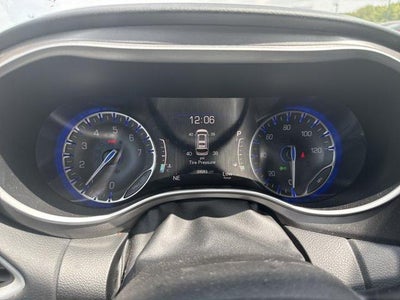 2024 Chrysler Pacifica Touring L FWD