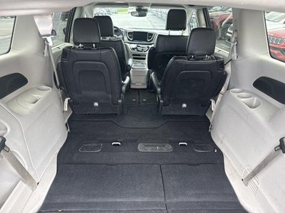 2024 Chrysler Pacifica Touring L FWD