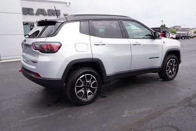 2025 Jeep Compass Trailhawk 4x4