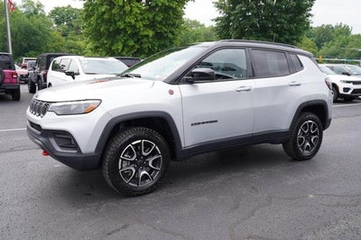 2025 Jeep Compass Trailhawk 4x4