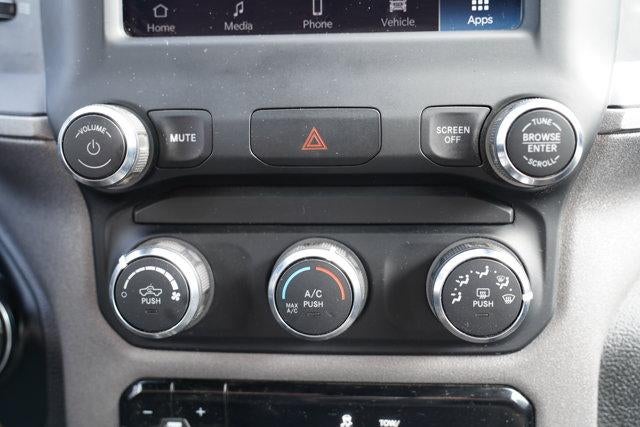 2024 RAM 3500 Tradesman 4x4 Crew Cab 8' Box
