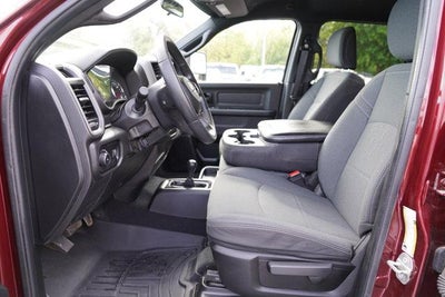 2024 RAM 3500 Tradesman 4x4 Crew Cab 8' Box