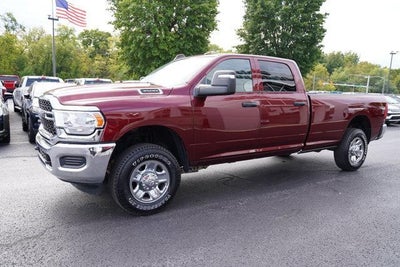 2024 RAM 3500 Tradesman 4x4 Crew Cab 8' Box