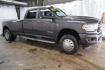 2022 RAM 3500 Big Horn 4x4 Crew Cab 8' Box