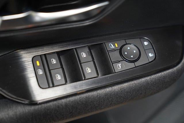 2026 Nissan Kicks SV AWD