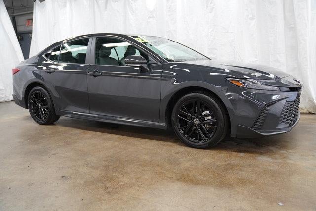 2026 Toyota Camry SE AWD (Natl)