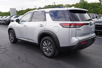 2025 Nissan Pathfinder SV 4WD