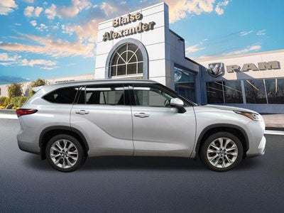 2022 Toyota Highlander Hybrid Limited AWD (Natl)