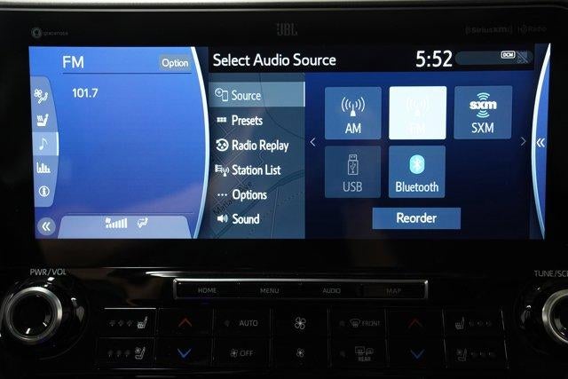 2022 Toyota Highlander Hybrid Limited AWD (Natl)