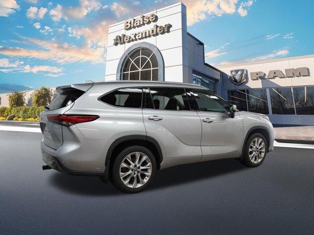 2022 Toyota Highlander Hybrid Limited AWD (Natl)