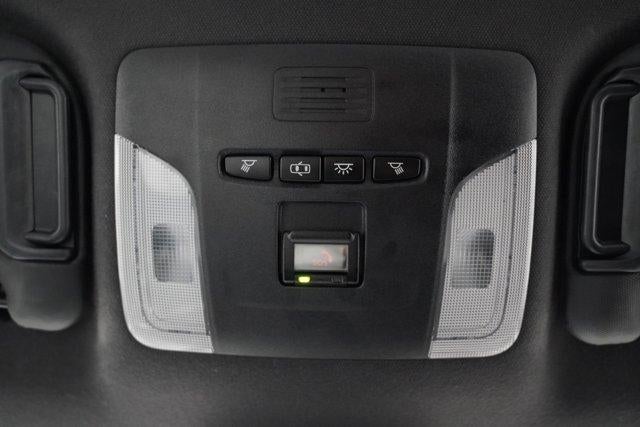 2022 Toyota Corolla SE Nightshade CVT (Natl)