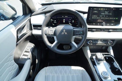 2025 Mitsubishi Outlander SEL S-AWC