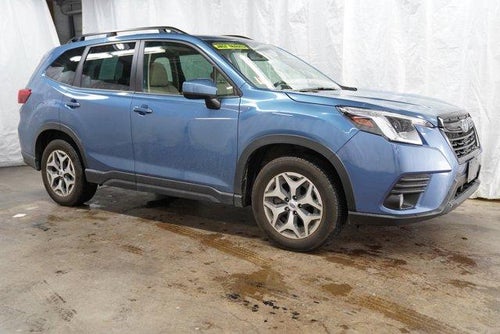2022 Subaru Forester Premium CVT