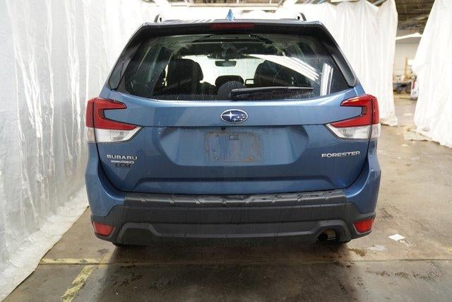 2022 Subaru Forester Premium CVT