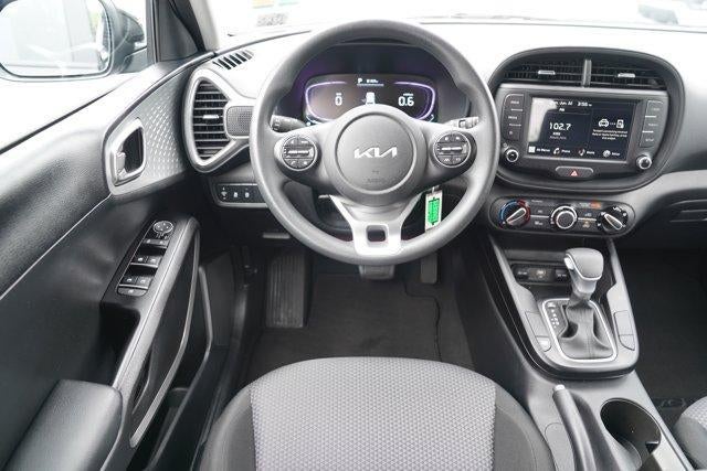 2025 Kia Soul LX FWD