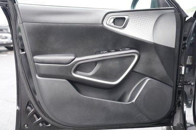 2025 Kia Soul LX FWD