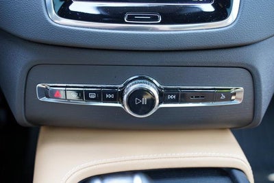 2022 Volvo XC90 T6 AWD Inscription 7P