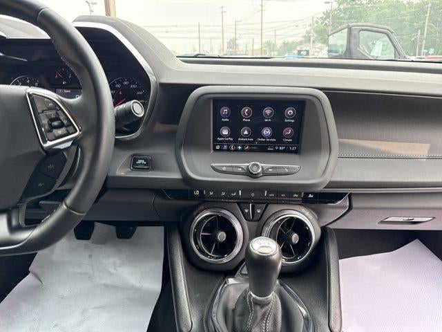 2023 Chevrolet Camaro 2dr Coupe 1LS