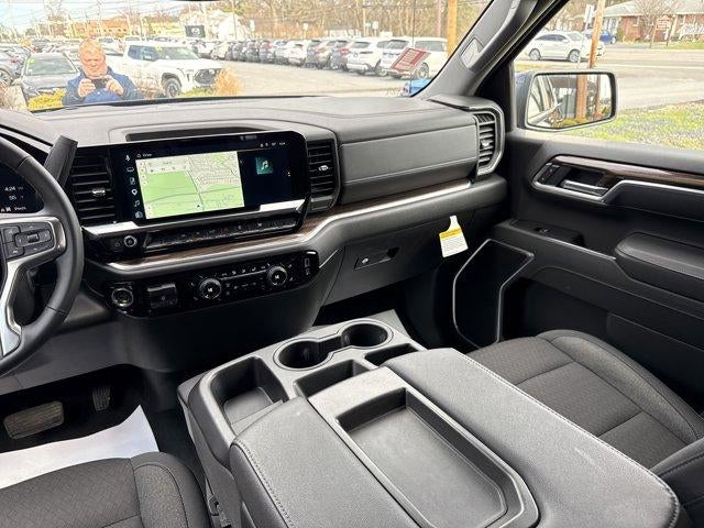 2026 Chevrolet Silverado 1500 Crew Cab Short Box 4-Wheel Drive RST