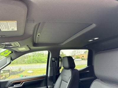 2023 GMC Sierra 1500 Crew Cab Short Box 4-Wheel Drive Denali