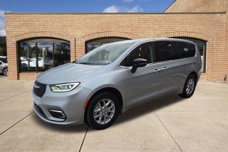 2024 Chrysler Pacifica Touring L FWD