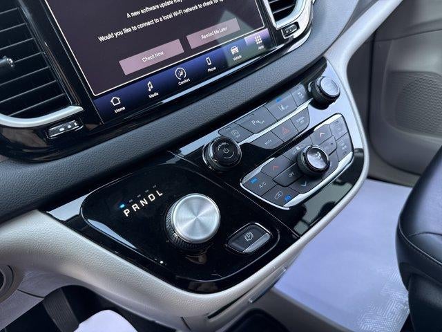 2023 Chrysler Pacifica Touring L FWD