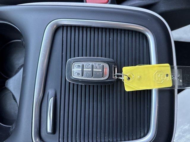 2023 Chrysler Pacifica Touring L FWD