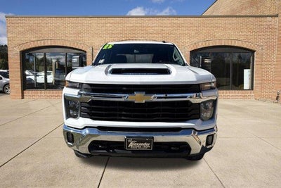 2025 Chevrolet Silverado 2500 HD Crew Cab Standard Box 4-Wheel Drive LT