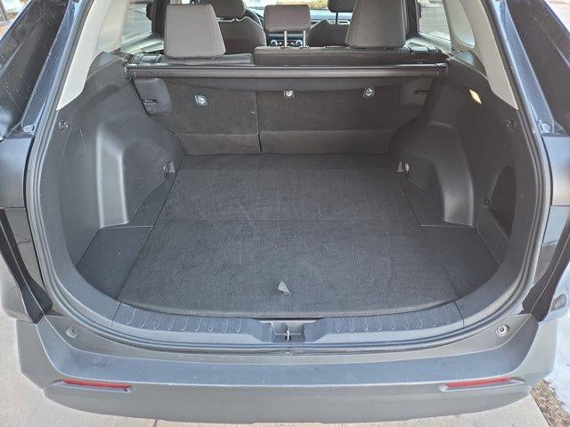 2025 Toyota RAV4 XLE AWD (Natl)