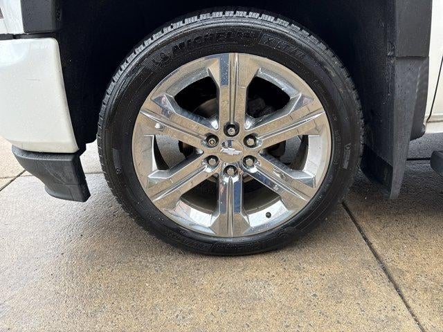 2016 Chevrolet Silverado 1500 Crew Cab Short Box 4-Wheel Drive High Country