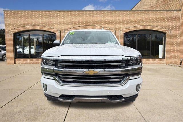 2016 Chevrolet Silverado 1500 Crew Cab Short Box 4-Wheel Drive High Country