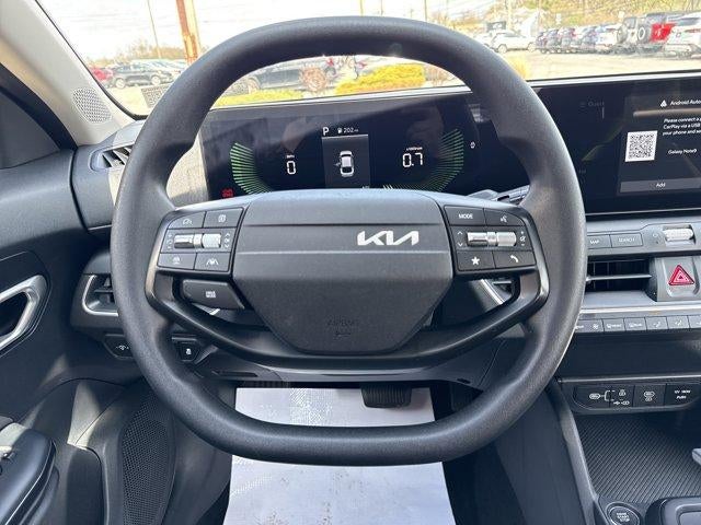 2025 Kia K4 LXS FWD