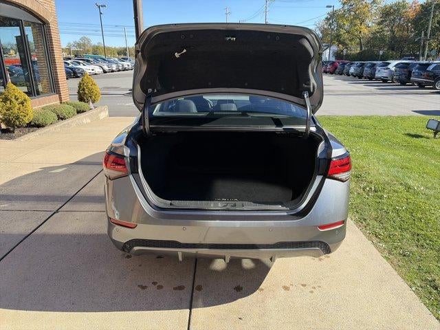 2025 Nissan Sentra SV CVT