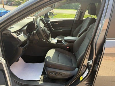 2025 Toyota RAV4 Hybrid XLE AWD (Natl)
