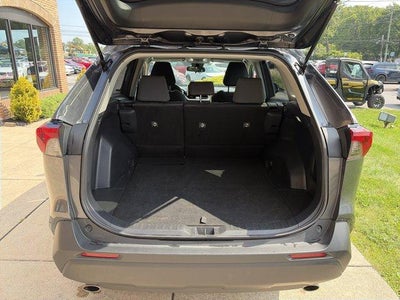 2025 Toyota RAV4 Hybrid XLE AWD (Natl)