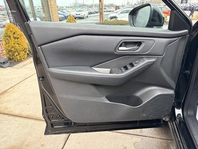 2025 Nissan Rogue AWD SV