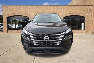 2025 Nissan Rogue AWD SV