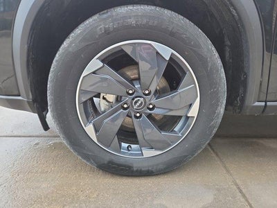 2025 Nissan Rogue AWD SV