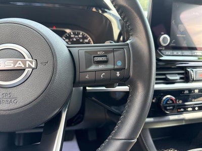 2025 Nissan Pathfinder SV 4WD