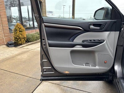 2016 Toyota Highlander AWD 4dr V6 Limited (Natl)