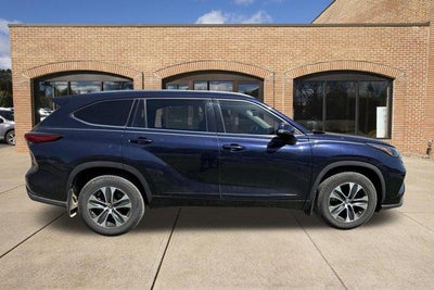 2020 Toyota Highlander XLE AWD (Natl)