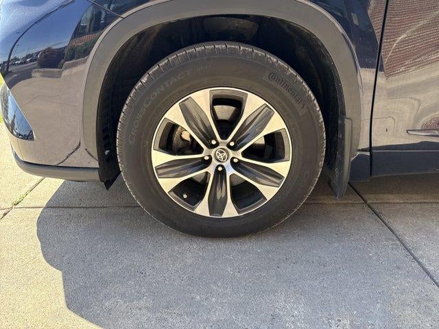 2020 Toyota Highlander XLE AWD (Natl)